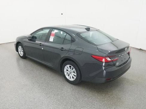 New 2026 Toyota Camry LE image 5