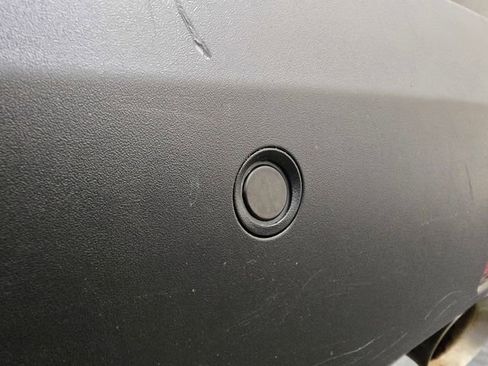 Used 2019 Chevrolet Traverse LT w/ LPO, Floor Liner Package image 11