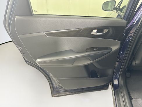 Used 2020 Kia Sorento EX FWD image 26