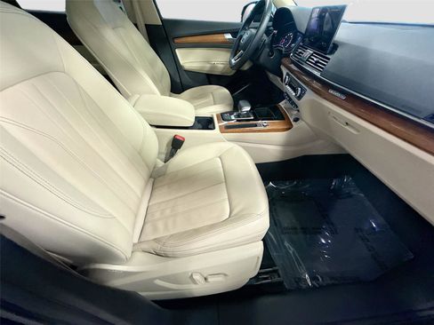 Certified 2023 Audi Q5 Premium w/ Convenience Package AWD/4WD image 29