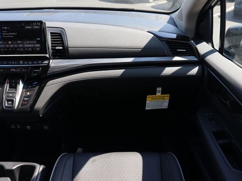 Certified 2026 Honda Odyssey Elite image 19