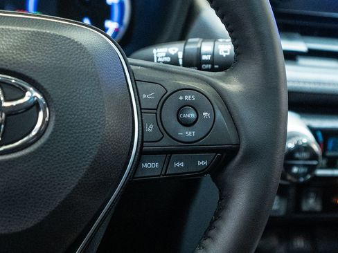 Certified 2023 Toyota RAV4 XLE image 28