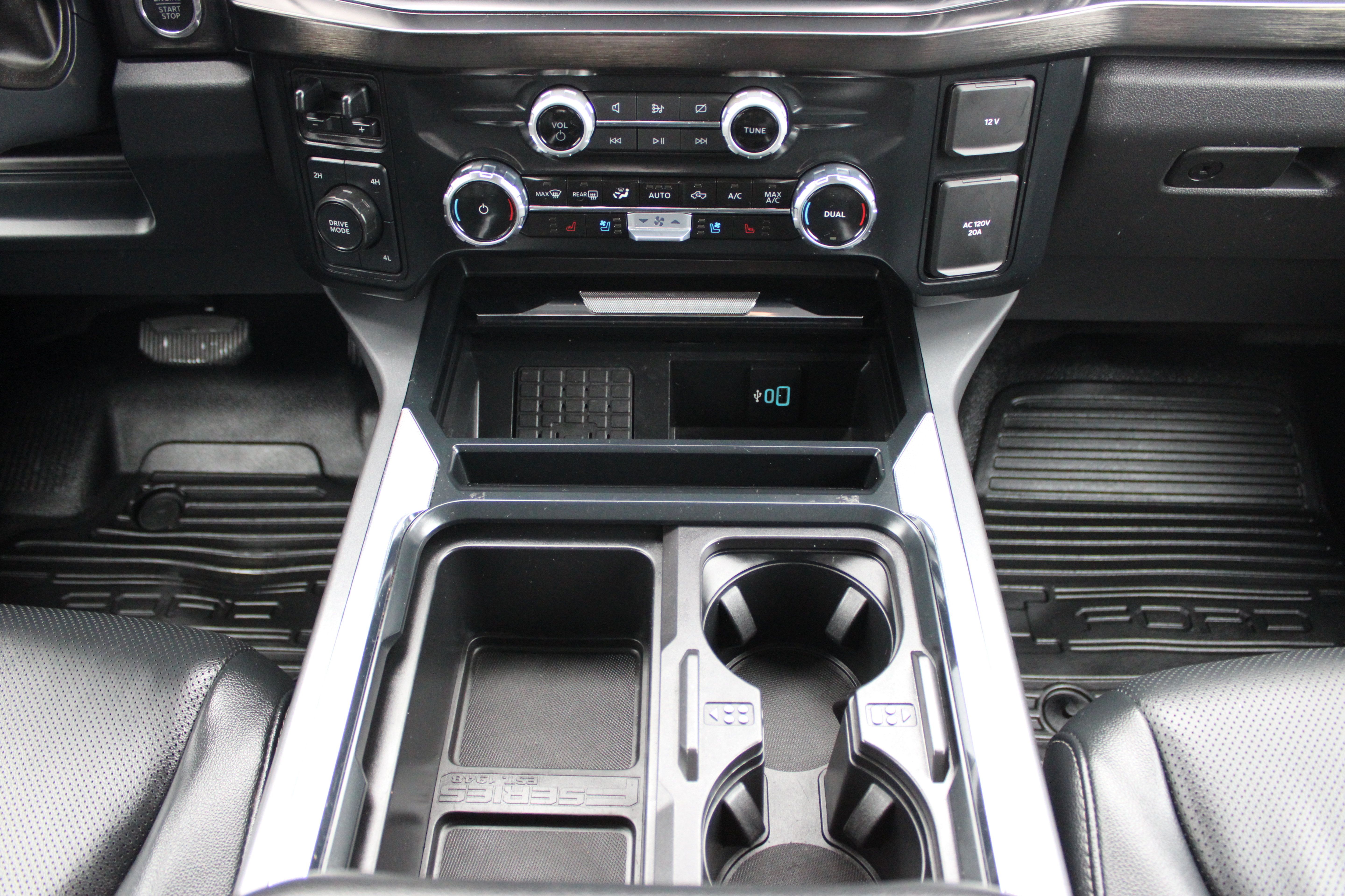 Used 2024 Ford F450 Lariat AWD/4WD image 19