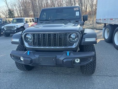 Used 2025 Jeep Wrangler Unlimited Rubicon 4xe w/ Safety Group image 4