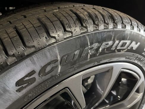 New 2026 Jeep Grand Wagoneer Summit image 13