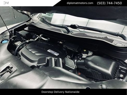 Used 2019 Honda Pilot Touring image 40