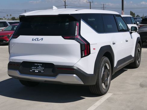 New 2026 Kia EV9 Light image 3