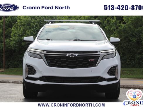 Used 2023 Chevrolet Equinox RS FWD image 2