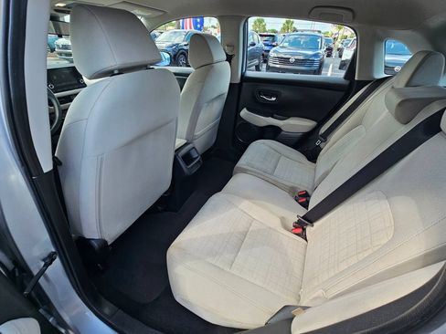 Used 2023 Honda HR-V LX image 12
