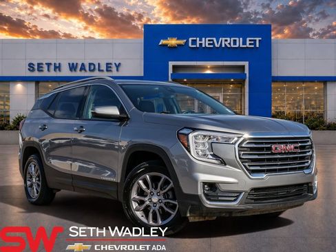Used 2024 GMC Terrain SLT AWD/4WD image 1