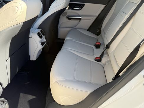 New 2026 Mercedes-Benz GLC 300 GLC 300 image 28