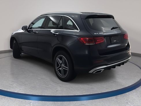 Used 2022 Mercedes-Benz GLC 300 image 7