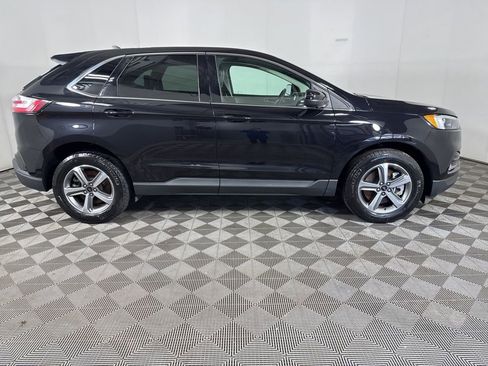 Used 2024 Ford Edge SEL w/ Convenience Package image 12