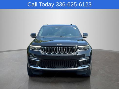 Used 2023 Jeep Grand Cherokee Summit w/ Adv Protech Group IV AWD/4WD image 8