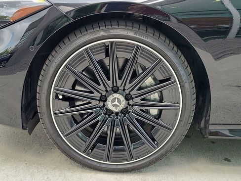 Used 2024 Mercedes-Benz CLE 450 4MATIC Cabriolet image 12