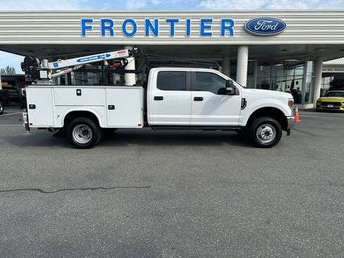 Used 2019 Ford F350 XL w/ Power Equipment Group image 2