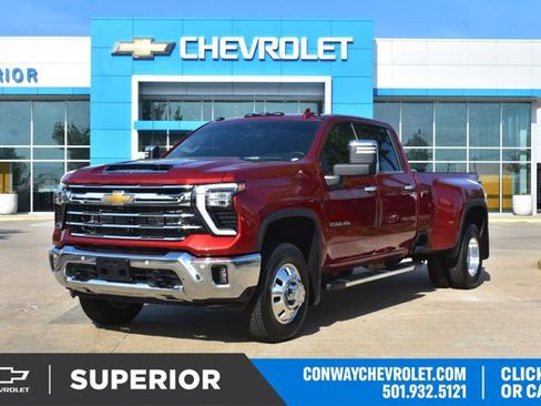 Used 2025 Chevrolet Silverado 3500 LTZ w/ LTZ Plus Package AWD/4WD image 1