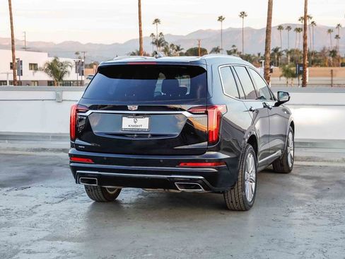 Used 2024 Cadillac XT6 Premium Luxury image 9