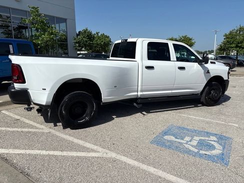 Used 2026 RAM 3500 Tradesman AWD/4WD image 31