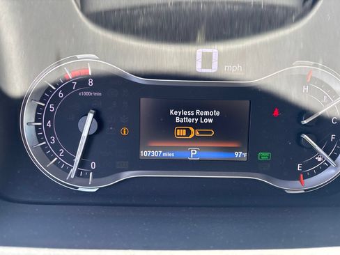Used 2017 Honda Pilot EX image 7