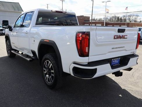Used 2022 GMC Sierra 2500 AT4 image 11