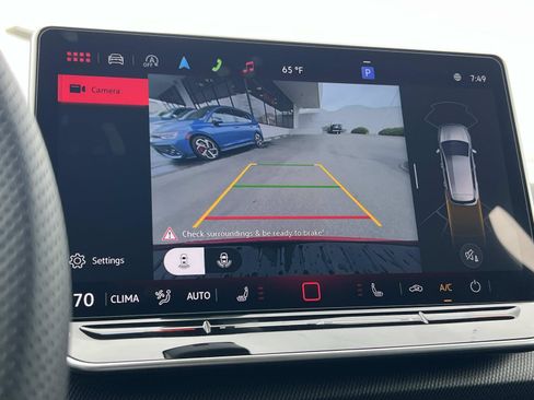 New 2026 Volkswagen GTI SE FWD image 16