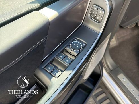 New 2026 Ford F150 Platinum w/ FX4 Off-Road Package image 13