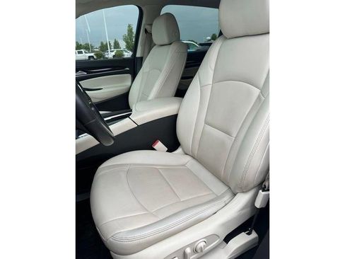 Used 2023 Buick Enclave Essence w/ Trailering Package, 5000 lbs. FWD image 41