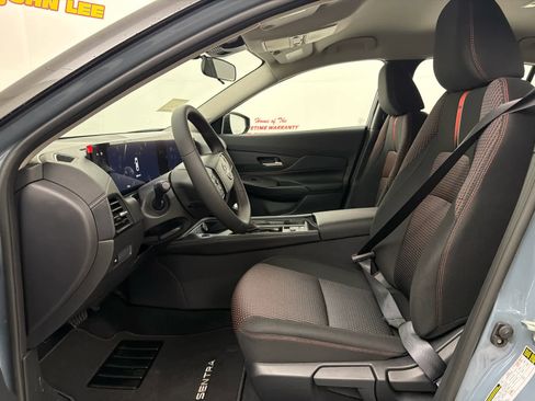 New 2026 Nissan Sentra SR w/ Floor Mat Package image 15