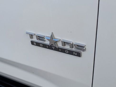 Used 2023 Chevrolet Suburban Premier w/ Texas Edition RWD image 17