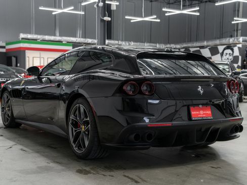 Used 2020 Ferrari GTC4Lusso T RWD image 6