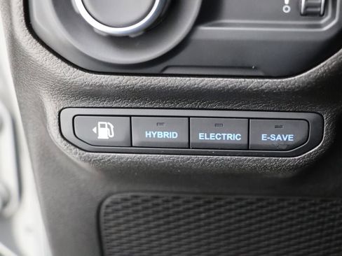 Used 2023 Jeep Wrangler Unlimited AWD/4WD image 22
