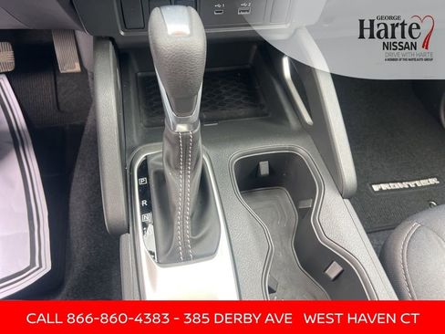 Certified 2025 Nissan Frontier SV image 36