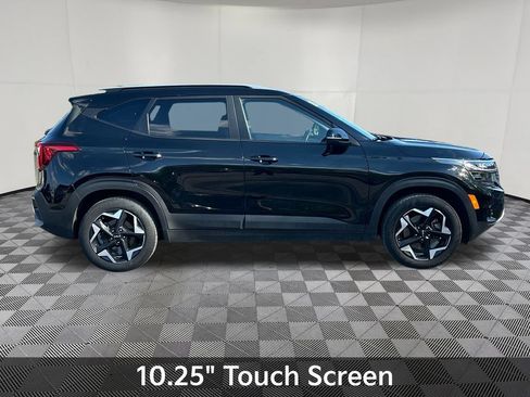 Used 2025 Kia Seltos S AWD/4WD image 7