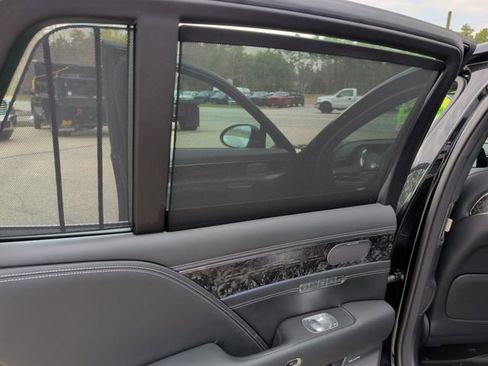 Used 2024 Genesis G90 3.5T image 38