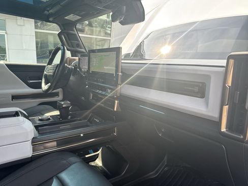 Used 2022 GMC Hummer EV Edition 1 w/ LPO, Illumination Package image 29