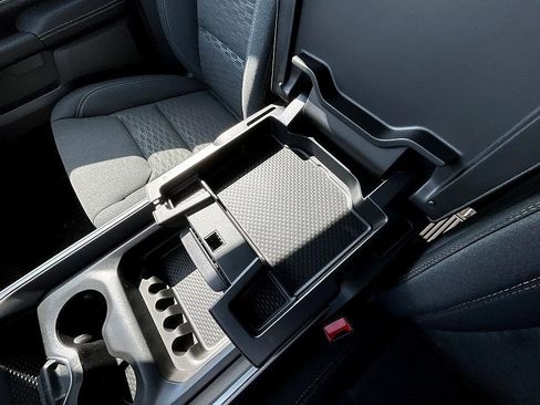 New 2026 RAM 1500 4x4 Crew Cab image 28