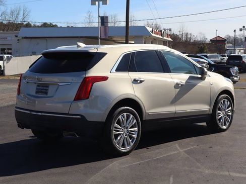 Used 2017 Cadillac XT5 Premium Luxury image 6
