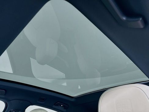 New 2026 Porsche Cayenne Coupe AWD/4WD image 23