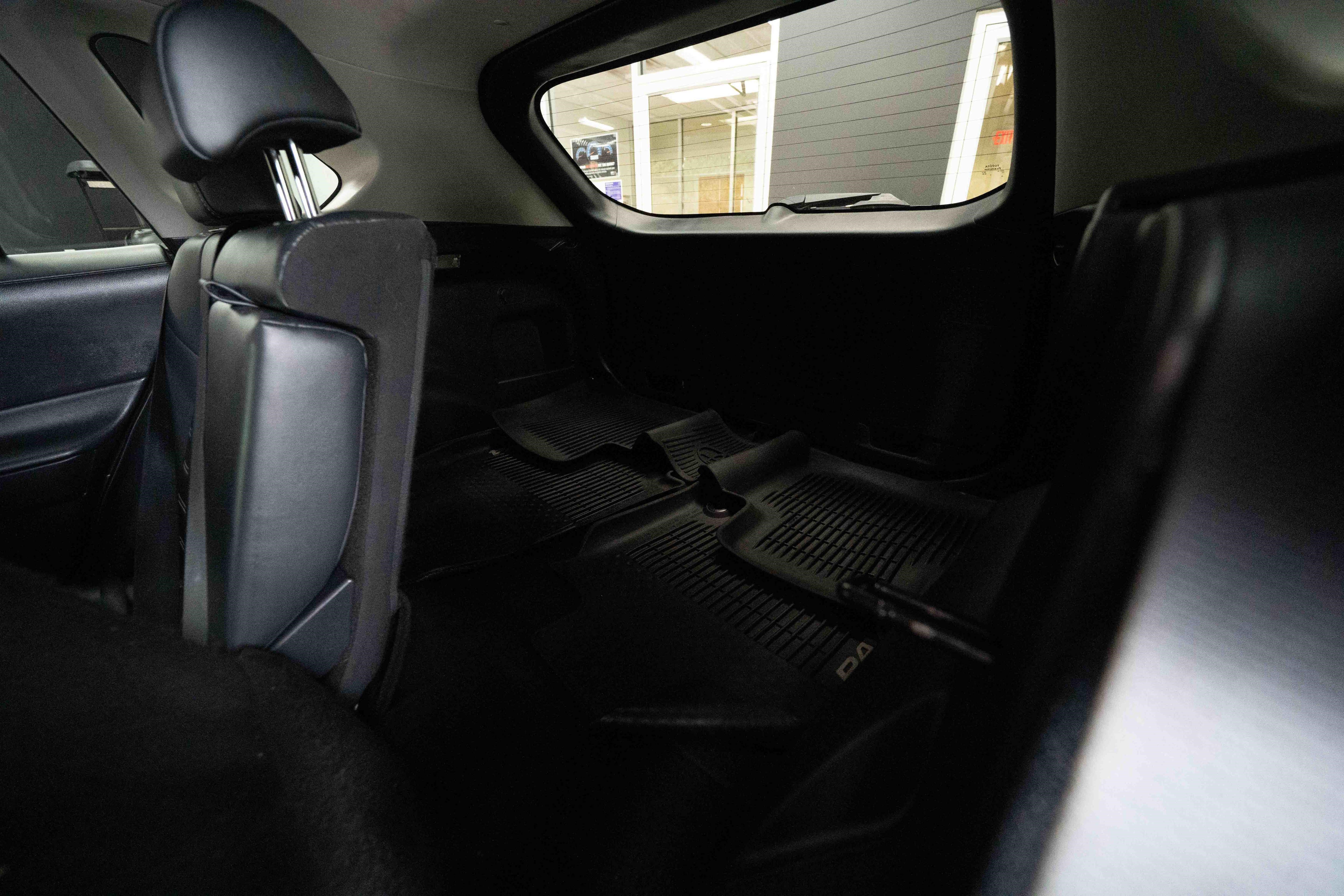 Used 2021 Toyota RAV4 XLE Premium AWD/4WD image 24