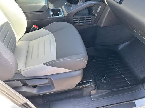 Used 2024 Toyota Tacoma TRD Sport image 16