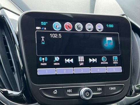 Used 2018 Chevrolet Volt Premier w/ Driver Confidence Package image 18