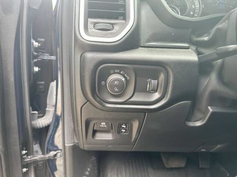 Used 2022 RAM 1500 Big Horn AWD/4WD image 18