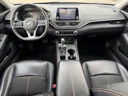 Used 2021 Nissan Altima 2.5 SR image 11