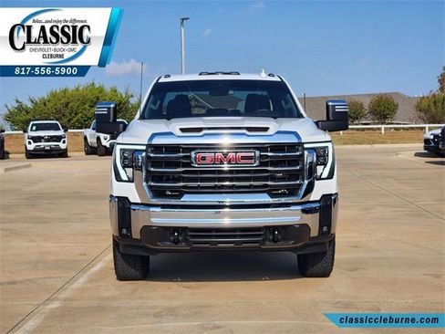 Used 2025 GMC Sierra 2500 SLT w/ SLT Convenience Package image 4