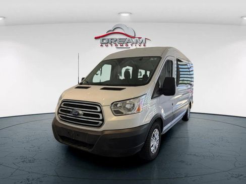 Used 2019 Ford Transit 350 XLT RWD image 4