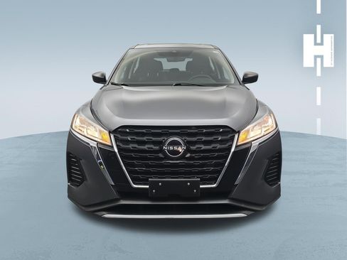 Used 2023 Nissan Kicks S w/ Interior Electronics Package FWD image 2