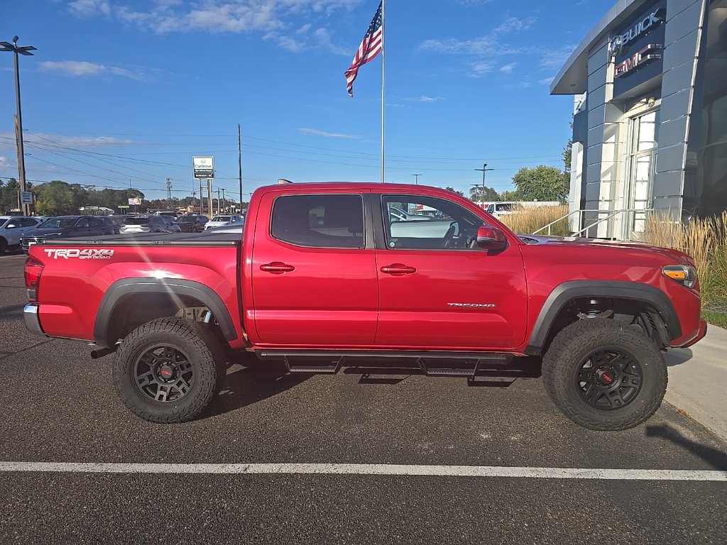 Used 2016 Toyota Tacoma TRD Off-Road w/ Towing Package AWD/4WD image 7
