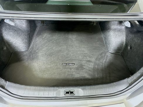 Used 2023 Nissan Altima 2.5 SV FWD image 26