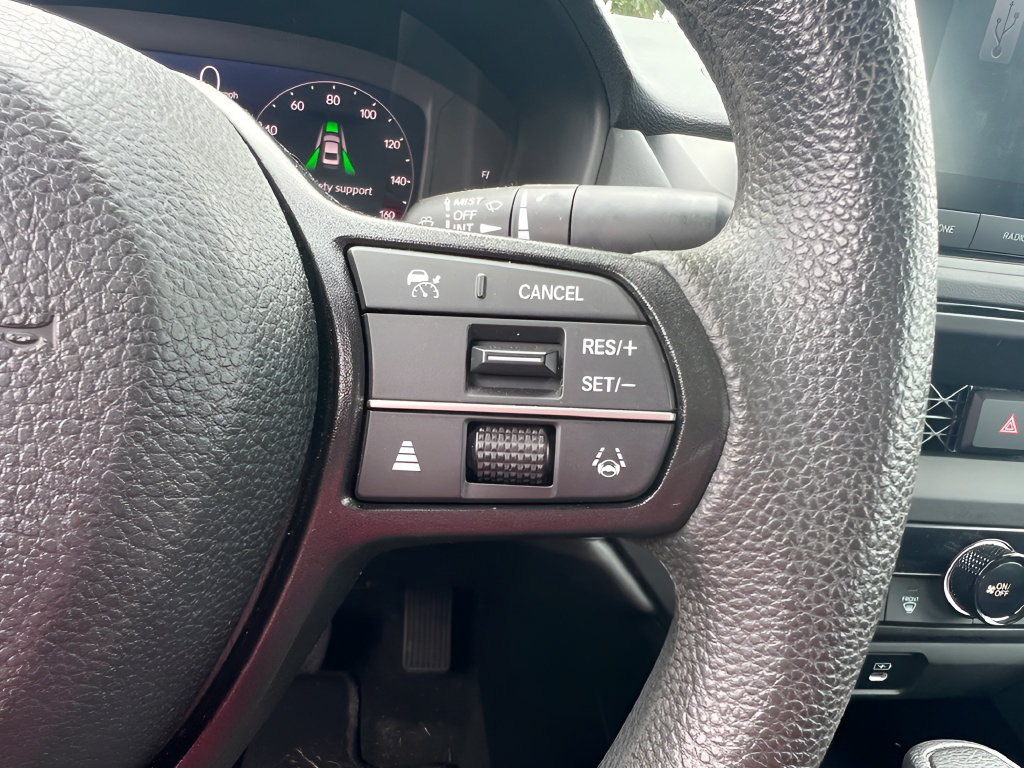 Used 2023 Honda Accord EX image 21